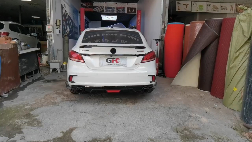 名爵6排气改装后的一个声浪视频.