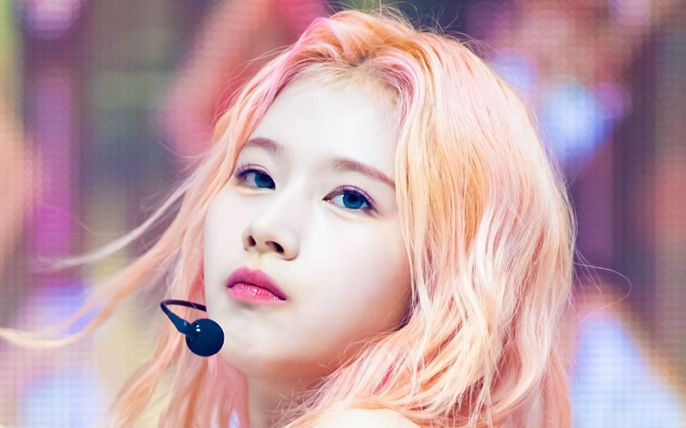 【凑崎纱夏 sana】《fancy》 竖屏直拍 听说又甜又凶?是小柴!