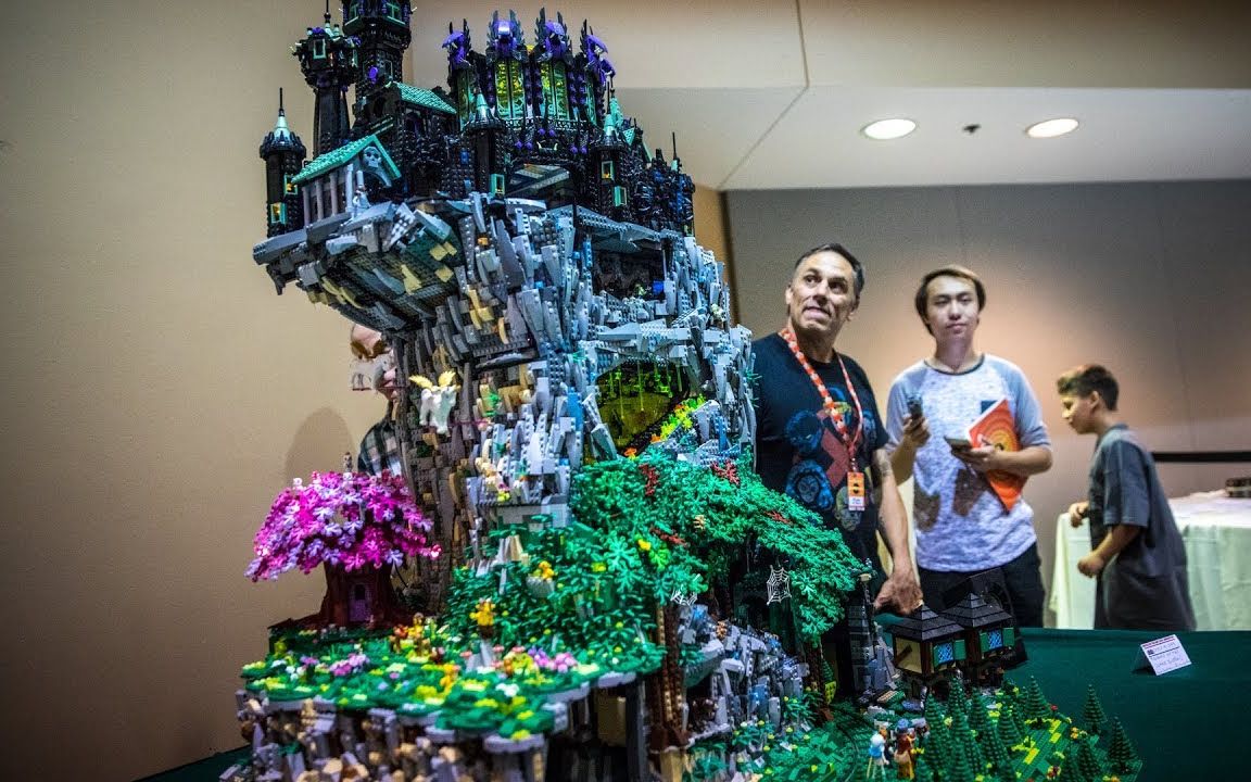 用乐高积木搭建的动态雕塑,隔着屏幕都能感觉到真厉害!