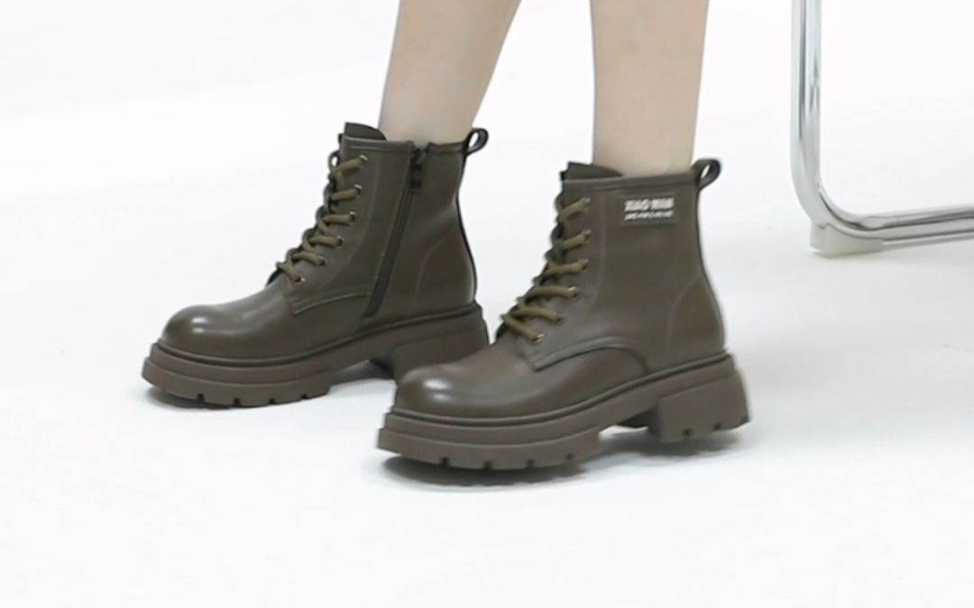 西遇丨棕色马丁靴丨糖炒栗子的复古工装风*d2033974