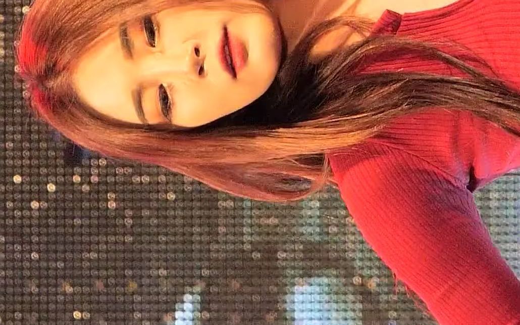 普美 bomi 舞台