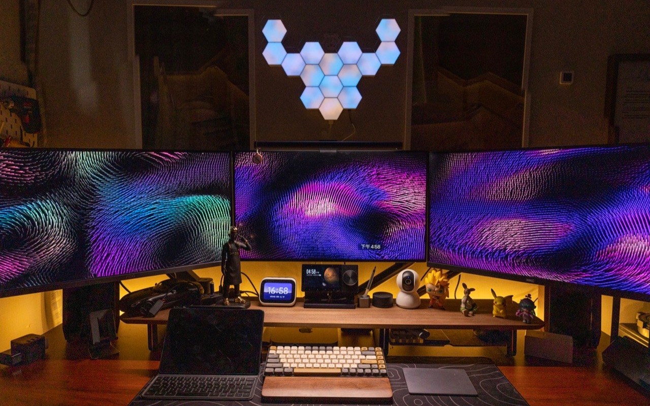 【桌面美学4.0】2022终极三屏剪辑影音桌面!生产力拉满!