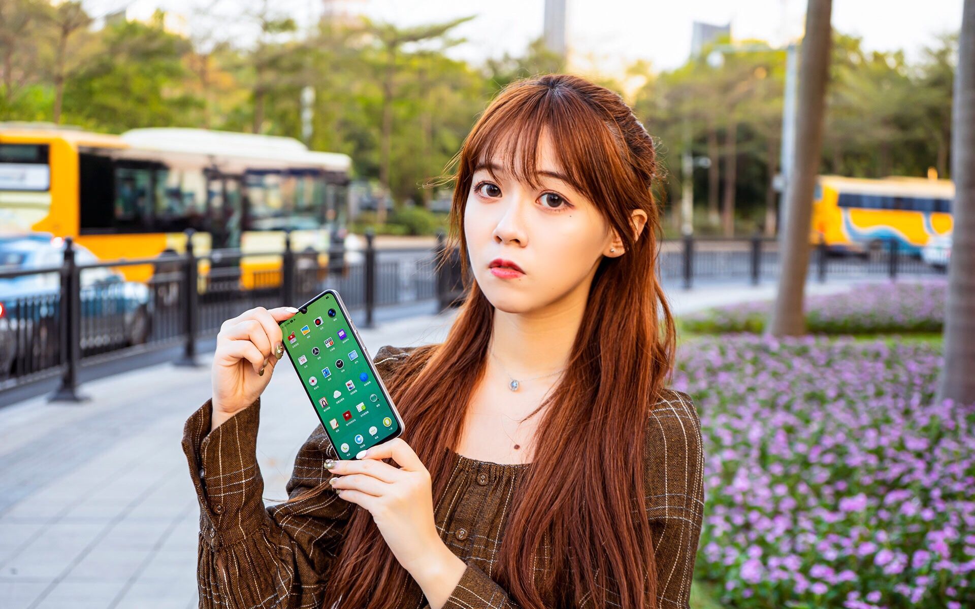 美女测评坚果pro 3,没有老罗的锤子,撇开情怀后还值得入手吗?