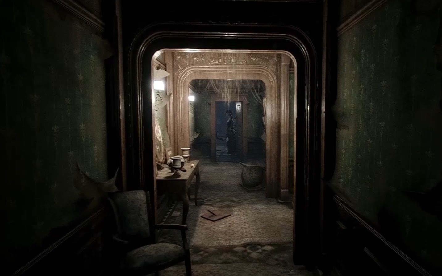 如果在凶宅惊魂中女鬼关门前进去会发生什么