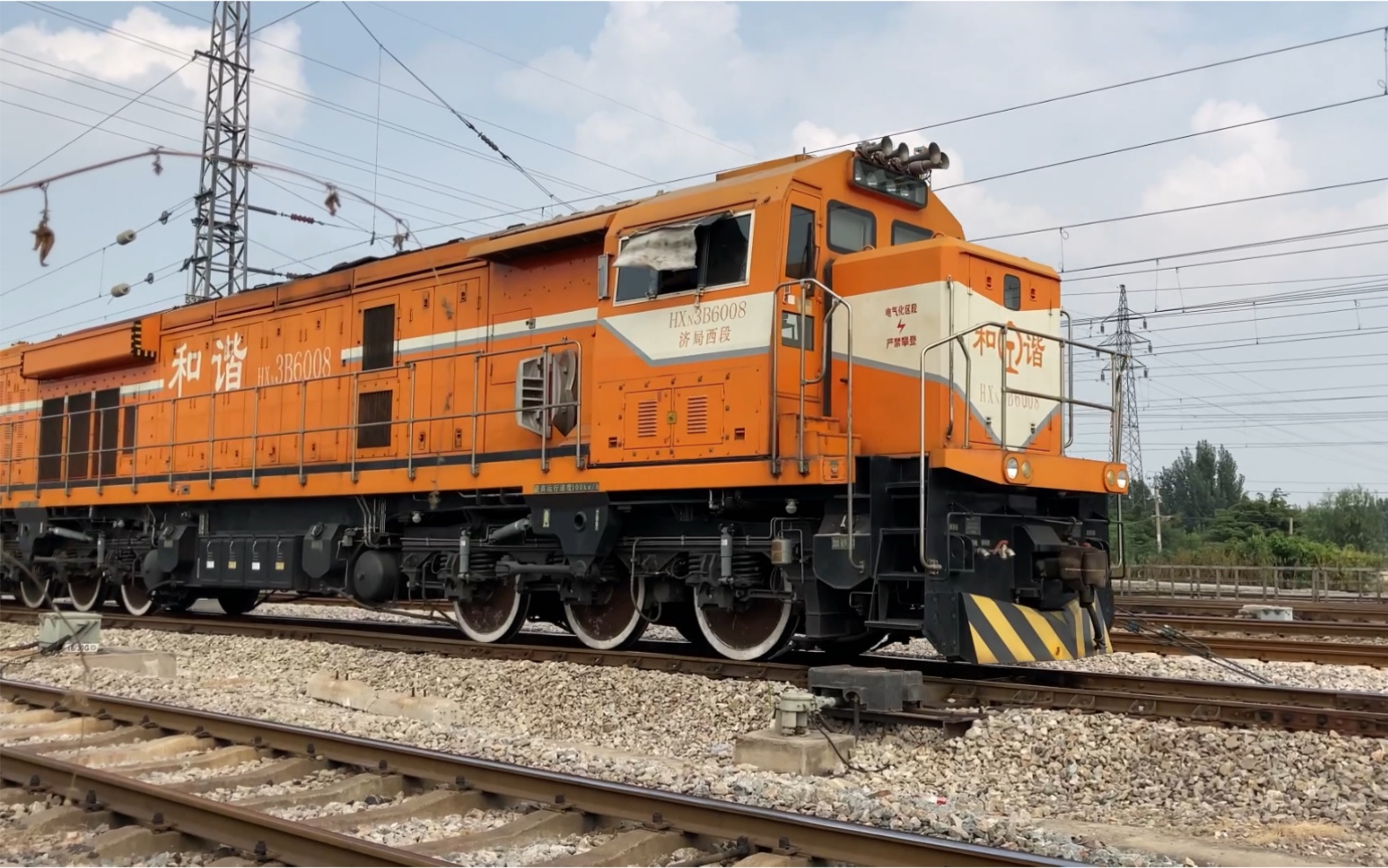 兖州北站hxn3b简短调车通过
