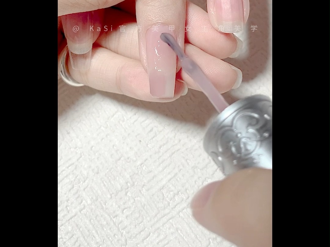 烟灰紫星星美甲教程