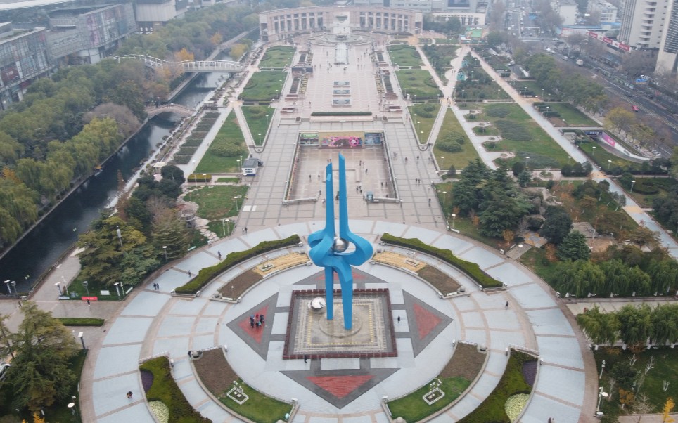 大疆御mini首次航拍济南泉城广场