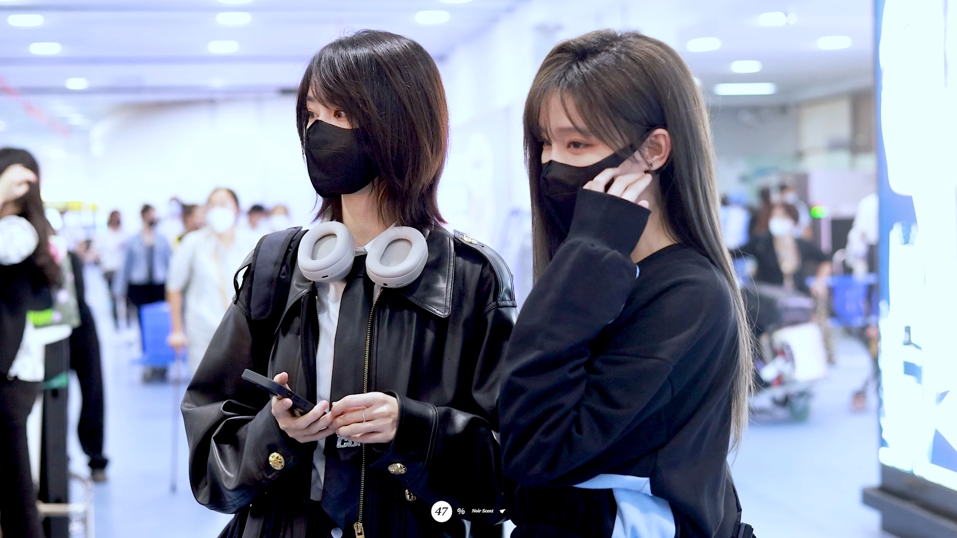 【奉天承芸】【王晓佳 / 蒋芸】20221009 金曲mv拍摄出发 机场到达