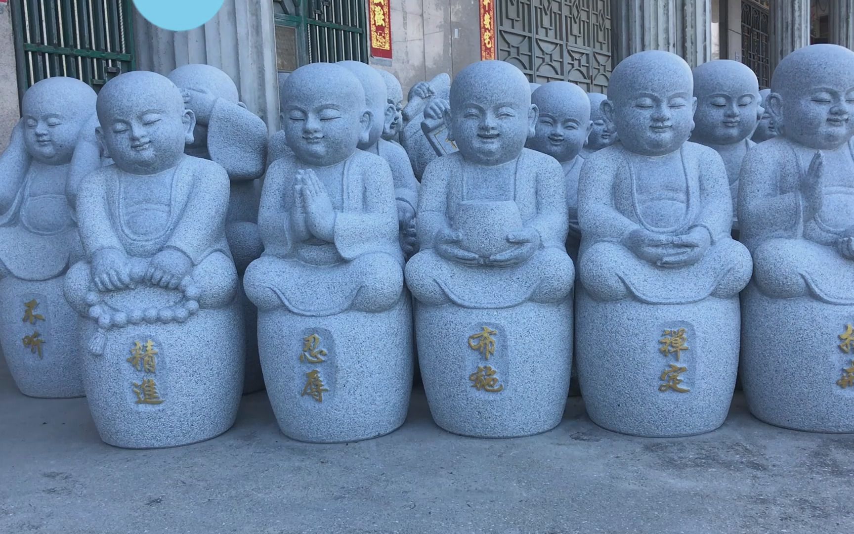 日式庭院小和尚石雕摆件 公园小品和尚童子人物雕塑 石雕小沙弥图片