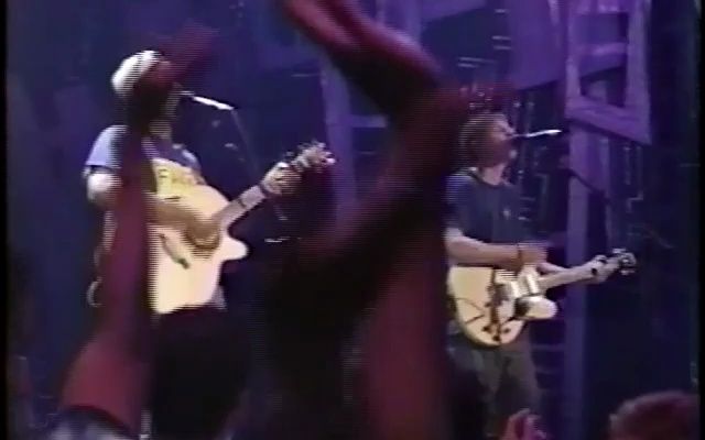 [图]Hootie & The Blowfish - Only Wanna Be with You Live MTV Video Music Awards 1995