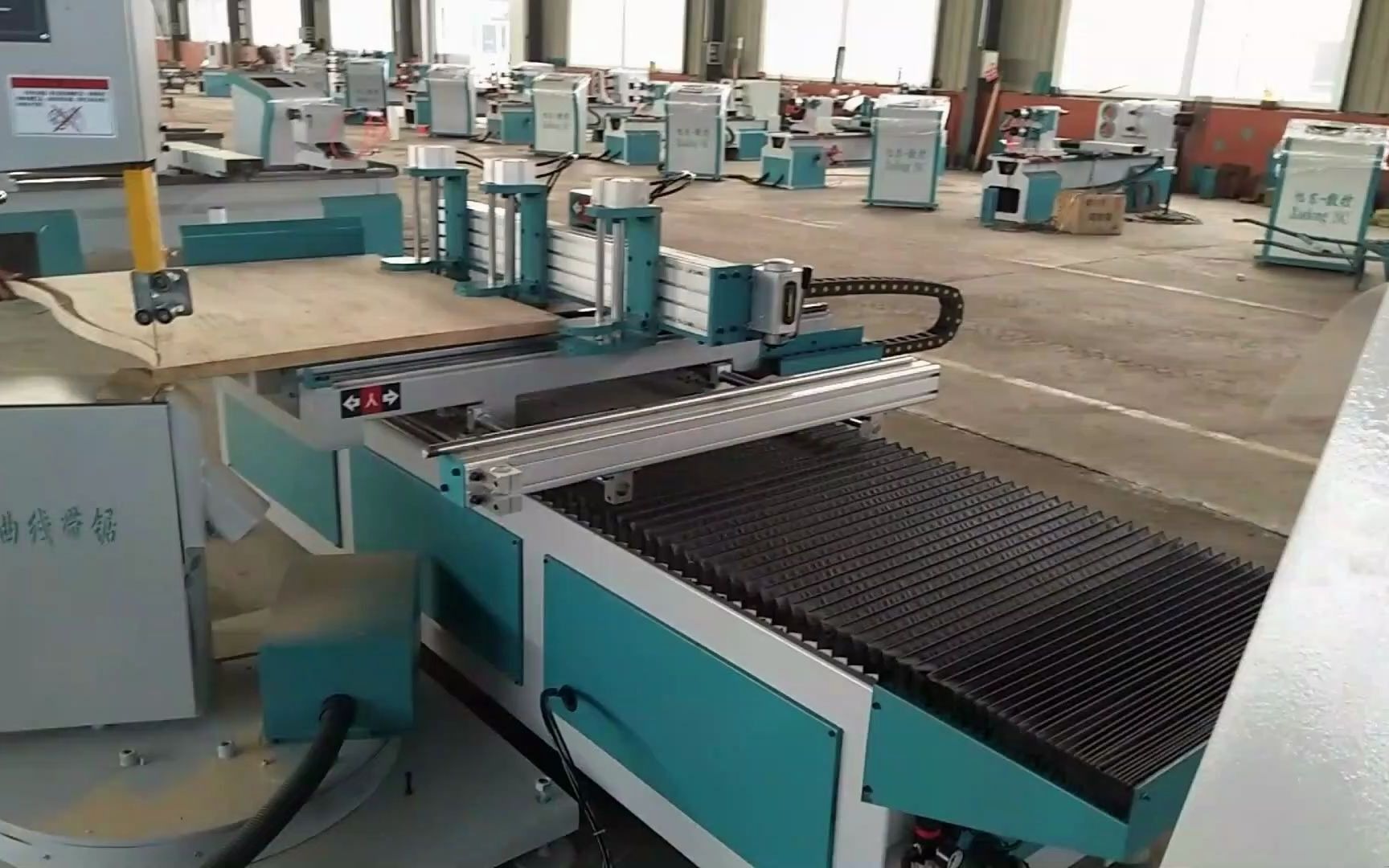 带锯机 自动锯铣机家具厂必备
