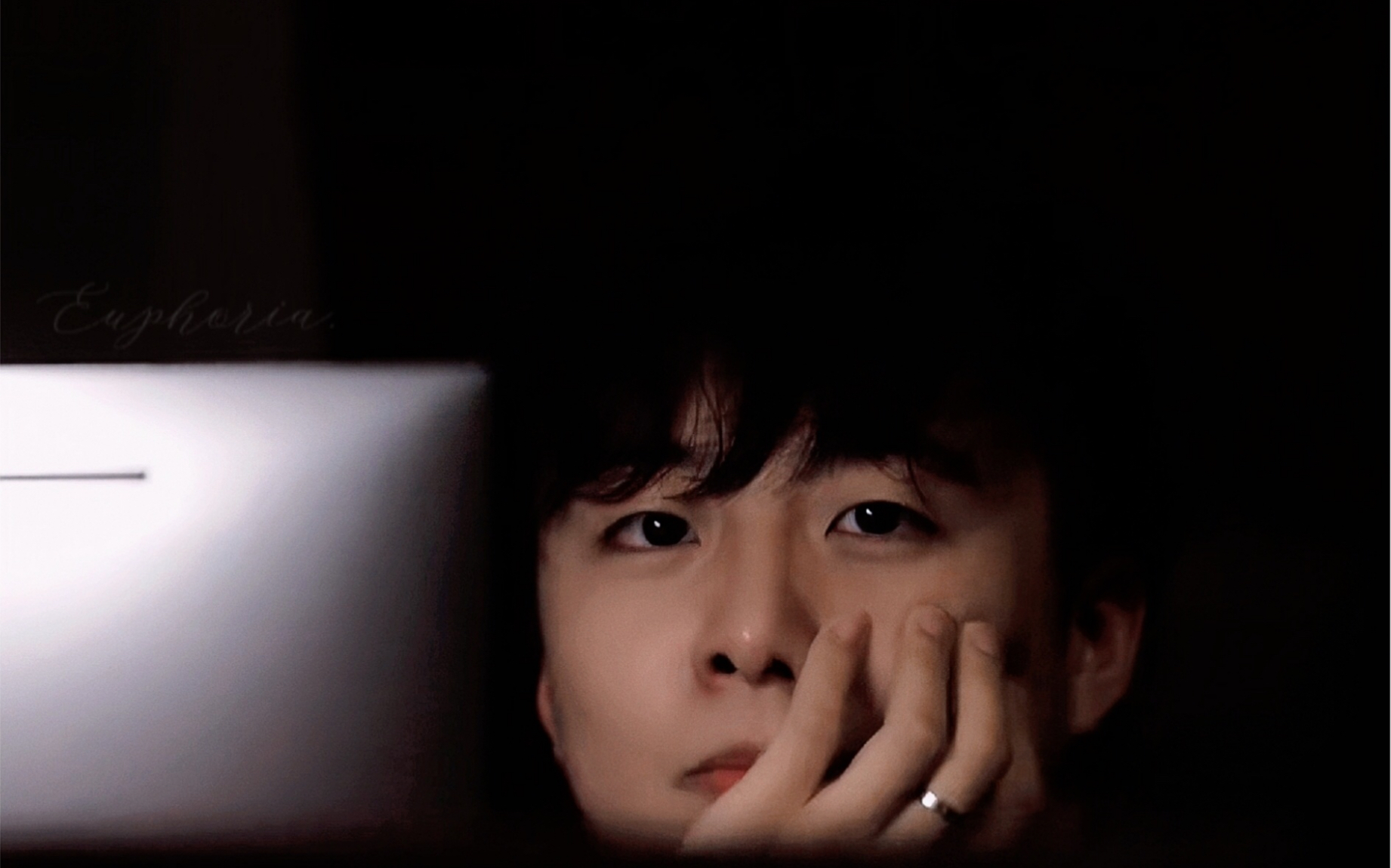 【小潮院长/马浩宁】"烟灰缸种向日葵 酒杯里面养玫瑰"