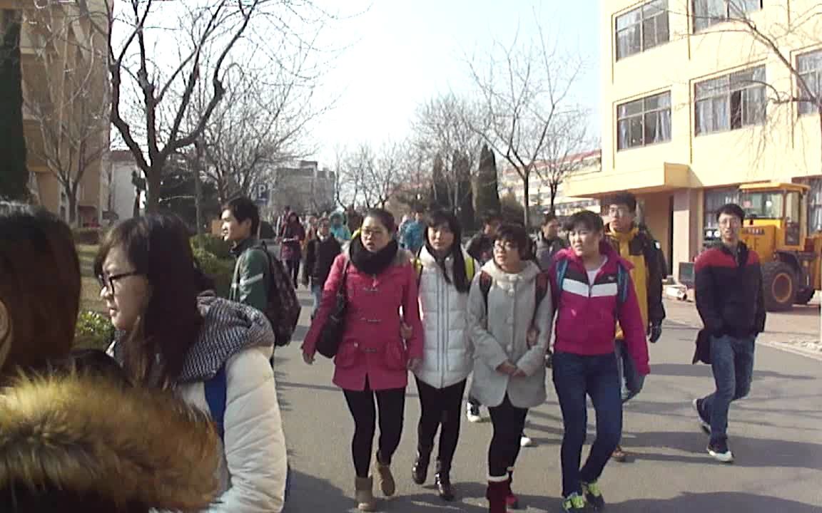 青岛大学纺织服装学院2014年12月18日纺织品展览哔哩哔哩bilibili