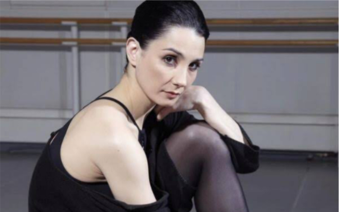 【宅家练芭蕾】与英国国家芭蕾舞团团长tamara rojo一起在家里练功吧!