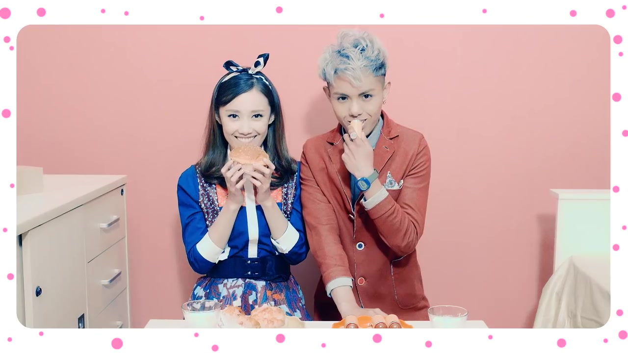 孙子涵   朱婧佳 - 约会对白 (官方版mv)