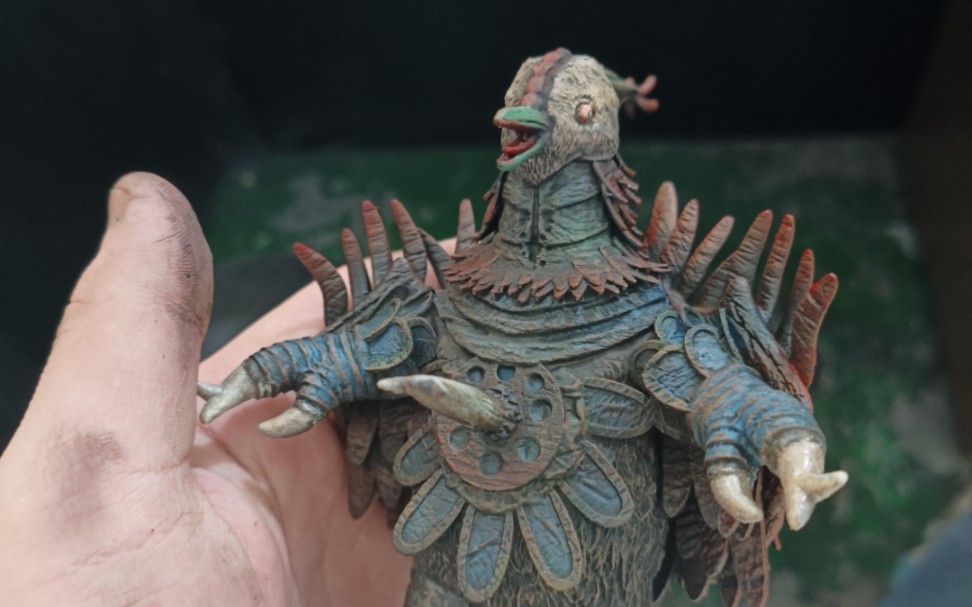 建模黑鸽子超兽重涂