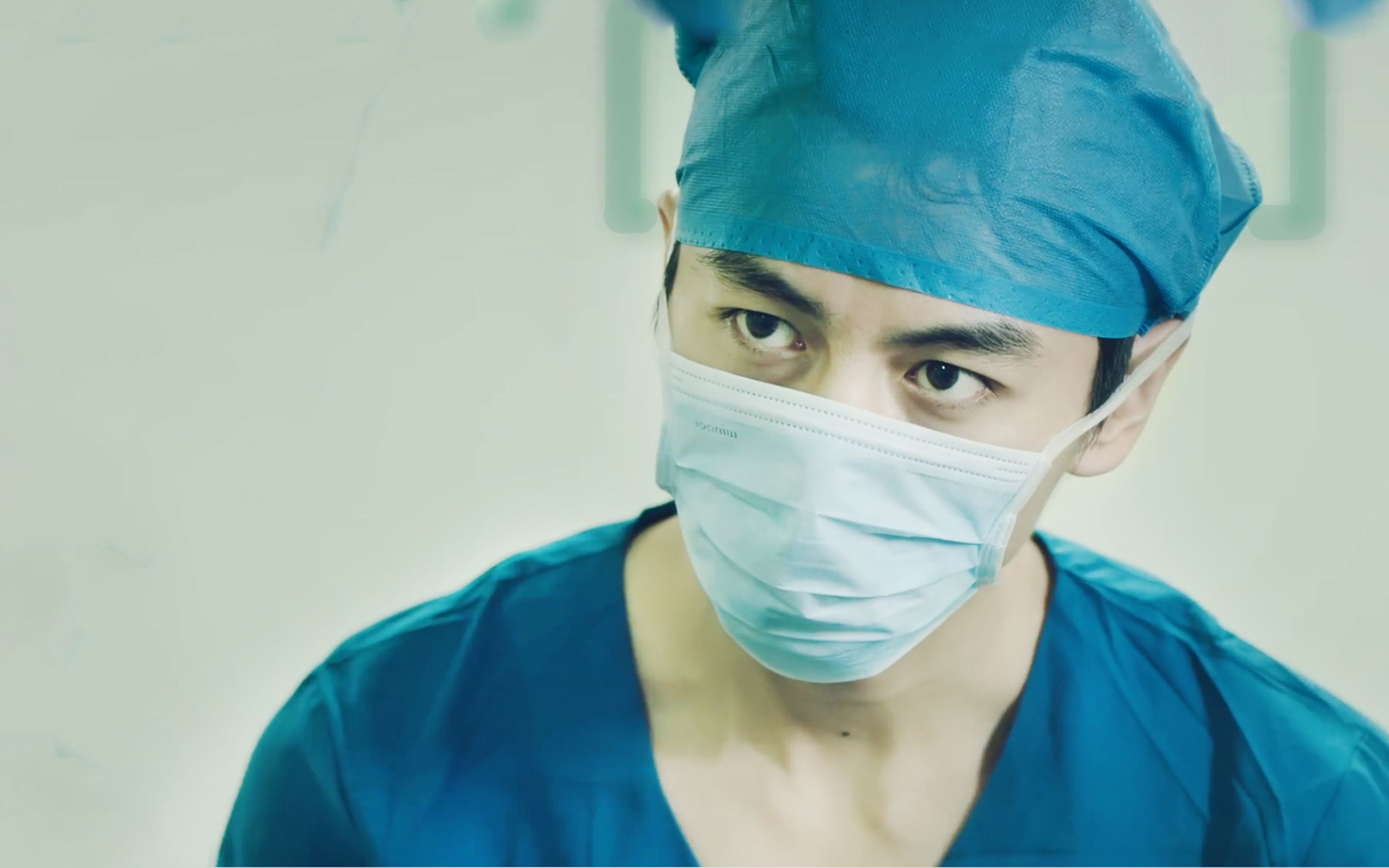 国产版良医陈晓这颜值当医生针不戳