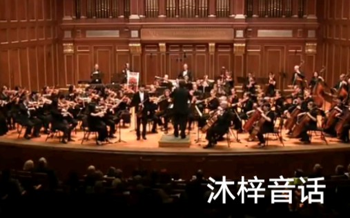 [图]小提琴家梁印牟演奏帕格尼尼《第一小提琴协奏曲》