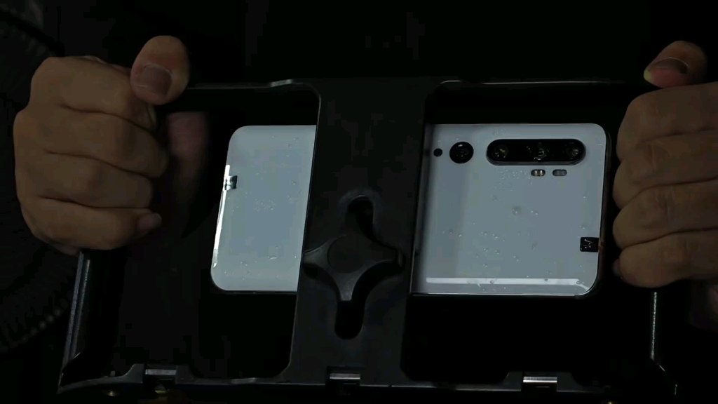 摄像头不是越多越好像素不是越大越好--雷军小马拉大车经典之作小米cc