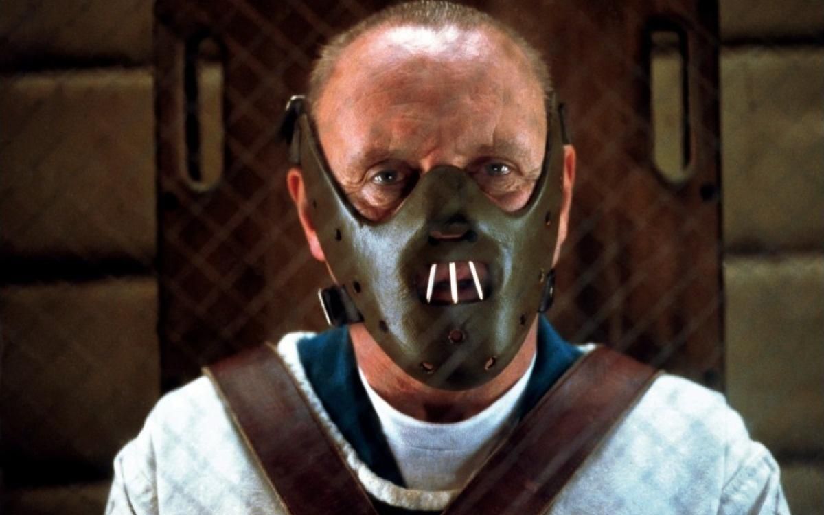 男子因小时候经常尿床,成了心理变态的连环杀手,连女友都不放过?