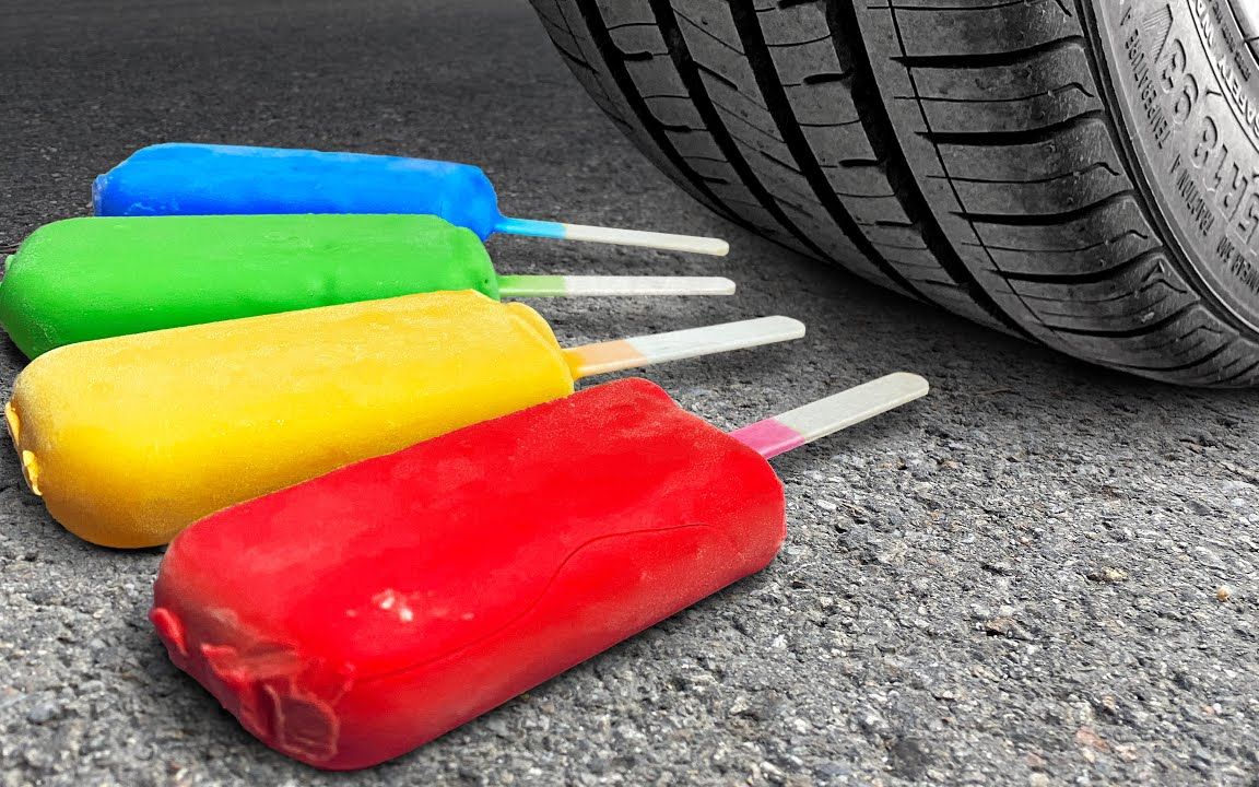 实验用汽车vs彩虹冰棒vs玩具vs桶装棉签,用汽车粉碎脆软的东西!