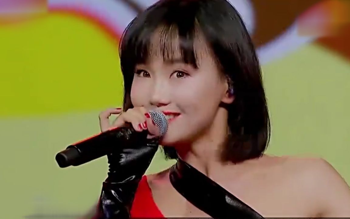 黄玲痒式刀马旦太痒了受不了萨顶顶左手指月惊呆外国人