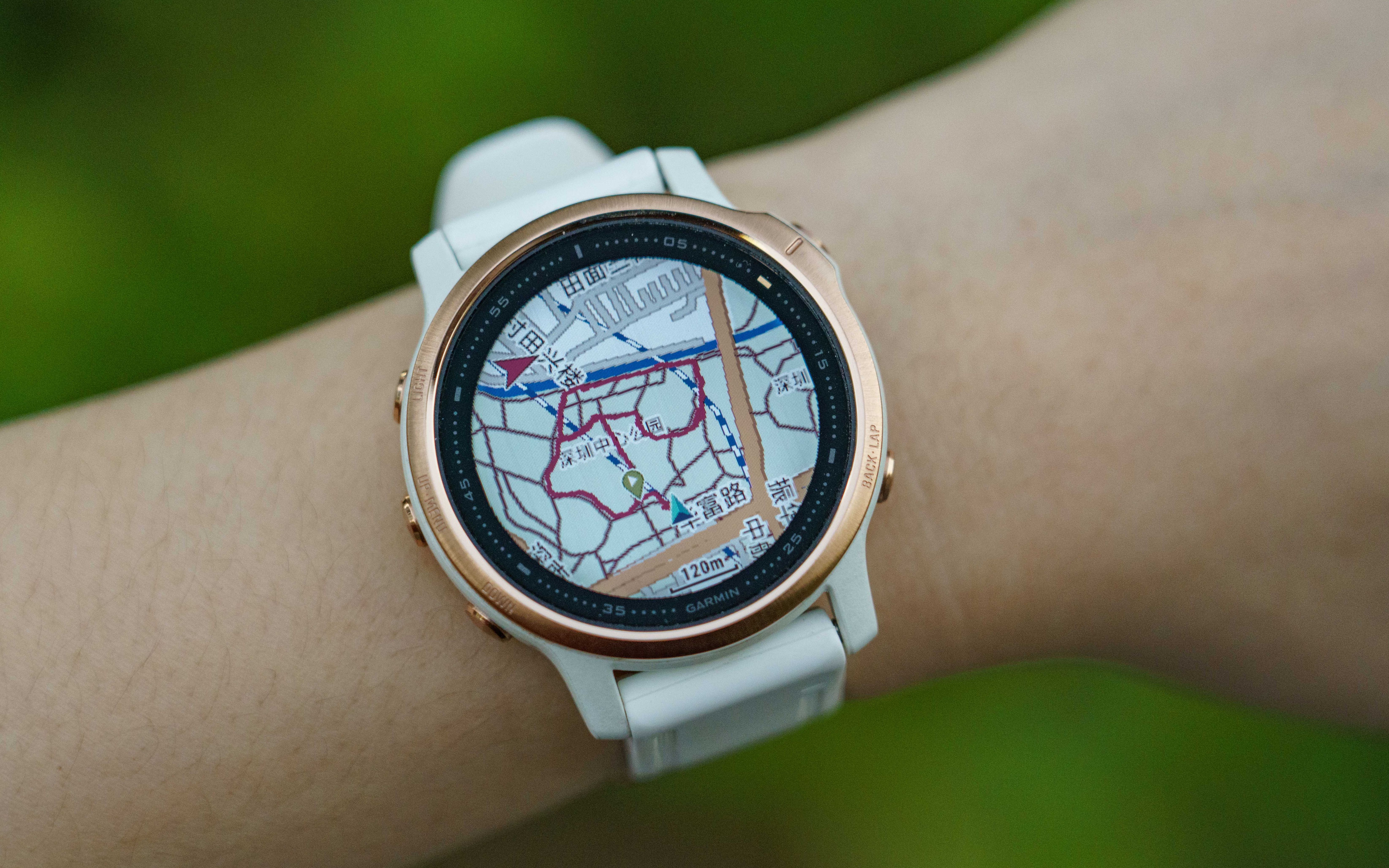 为女性打造的专业户外运动腕表-佳明fenix6s