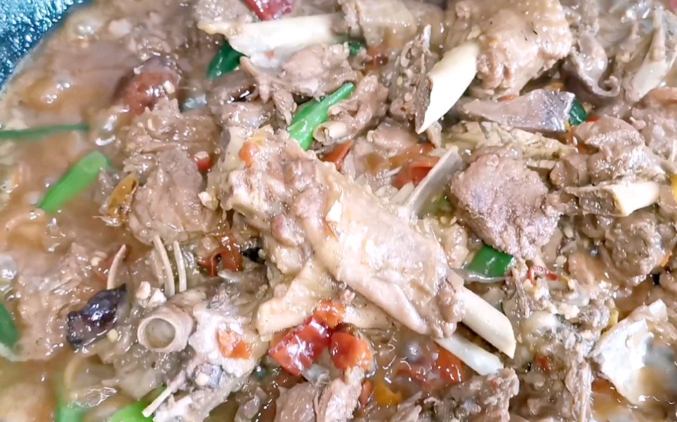 五年梅岭饭店厨师长教你做,广东南雄家庭版香辣鹅王.