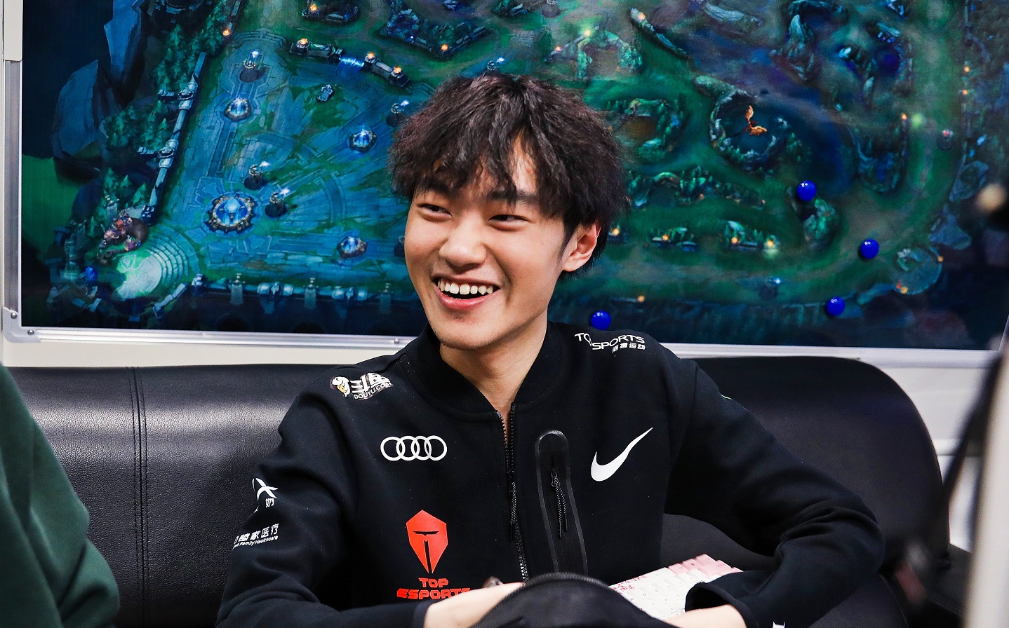 tesknight220324直播录屏和大黄solo