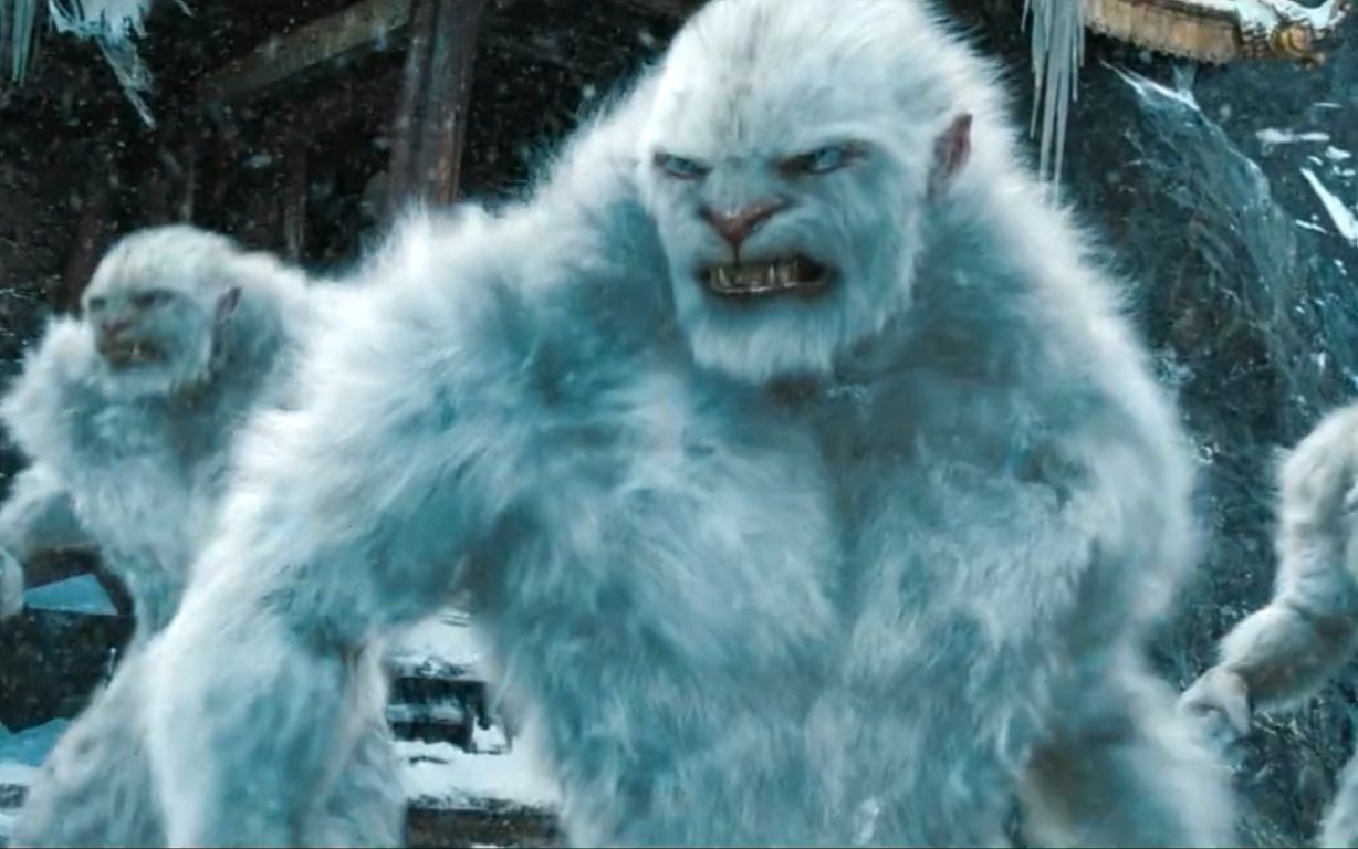 三只大白猿勇猛无比军队都没办法却被秦始皇一个喷嚏击退