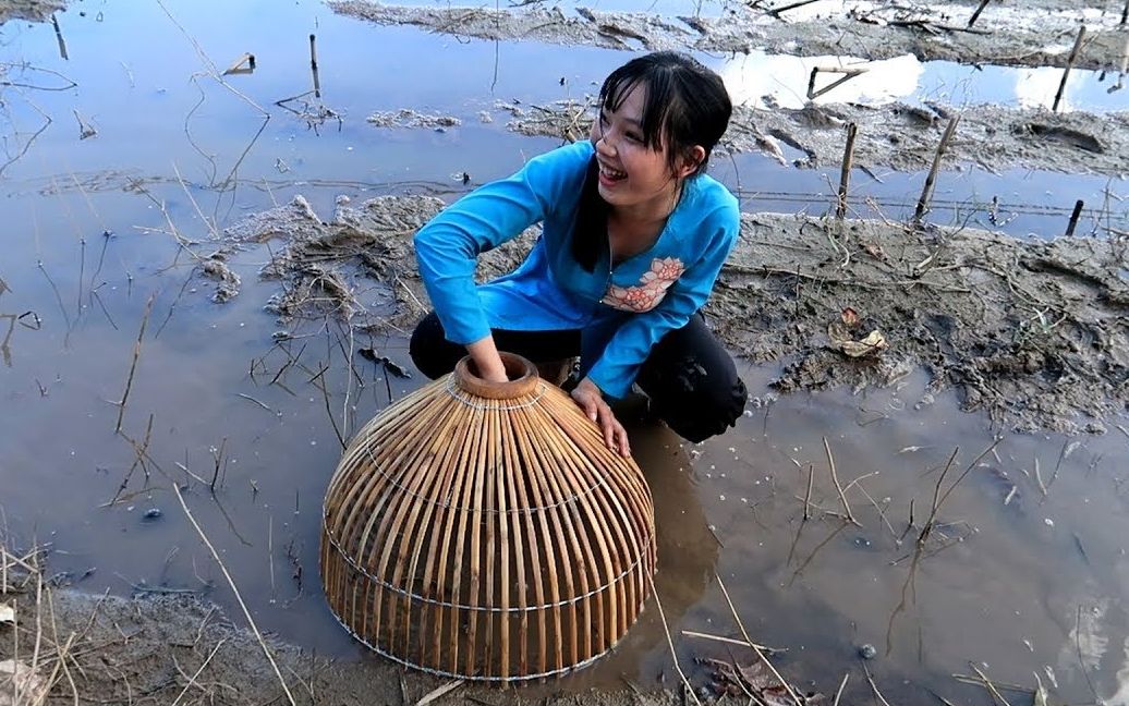 越南美女捕鱼图片