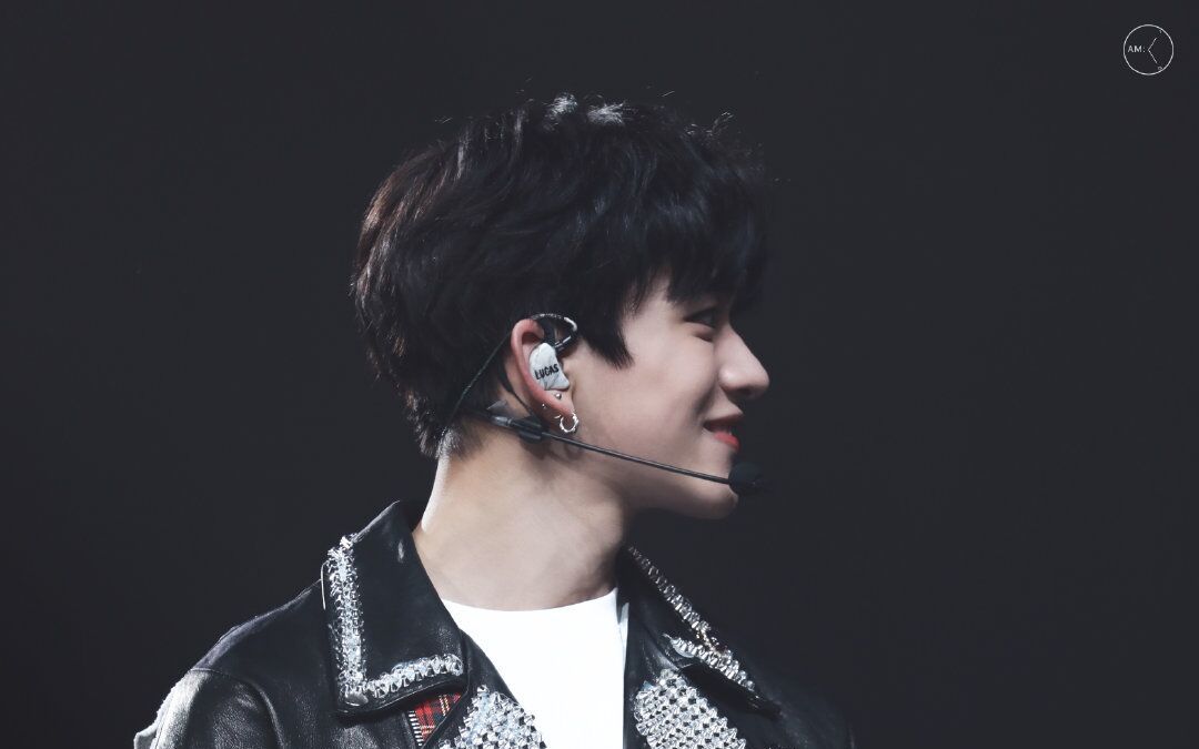 【黄旭熙lucas】给我来看顶级门面的帅气混剪_哔哩哔哩 (゜-゜)つロ