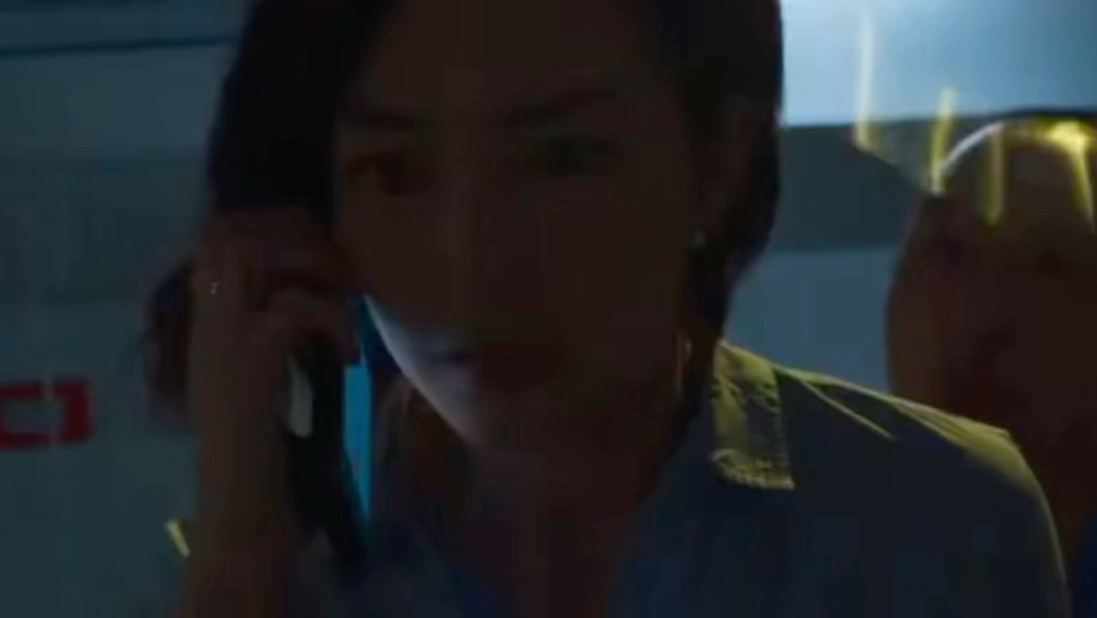 美女被勒死了（up主也不知什么剧，知道的可以积极分享在评论区哦，在线等！）