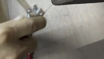 镂刻是首饰制作用的锯弓