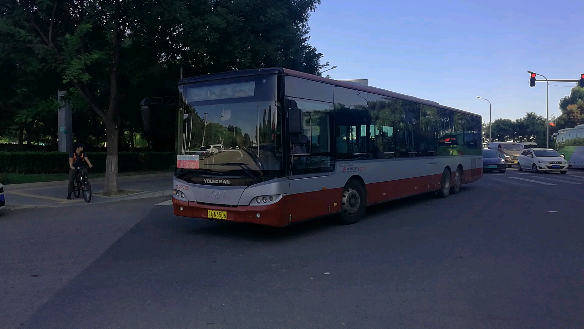 『北京公交』青三教练车22729来广营北出站