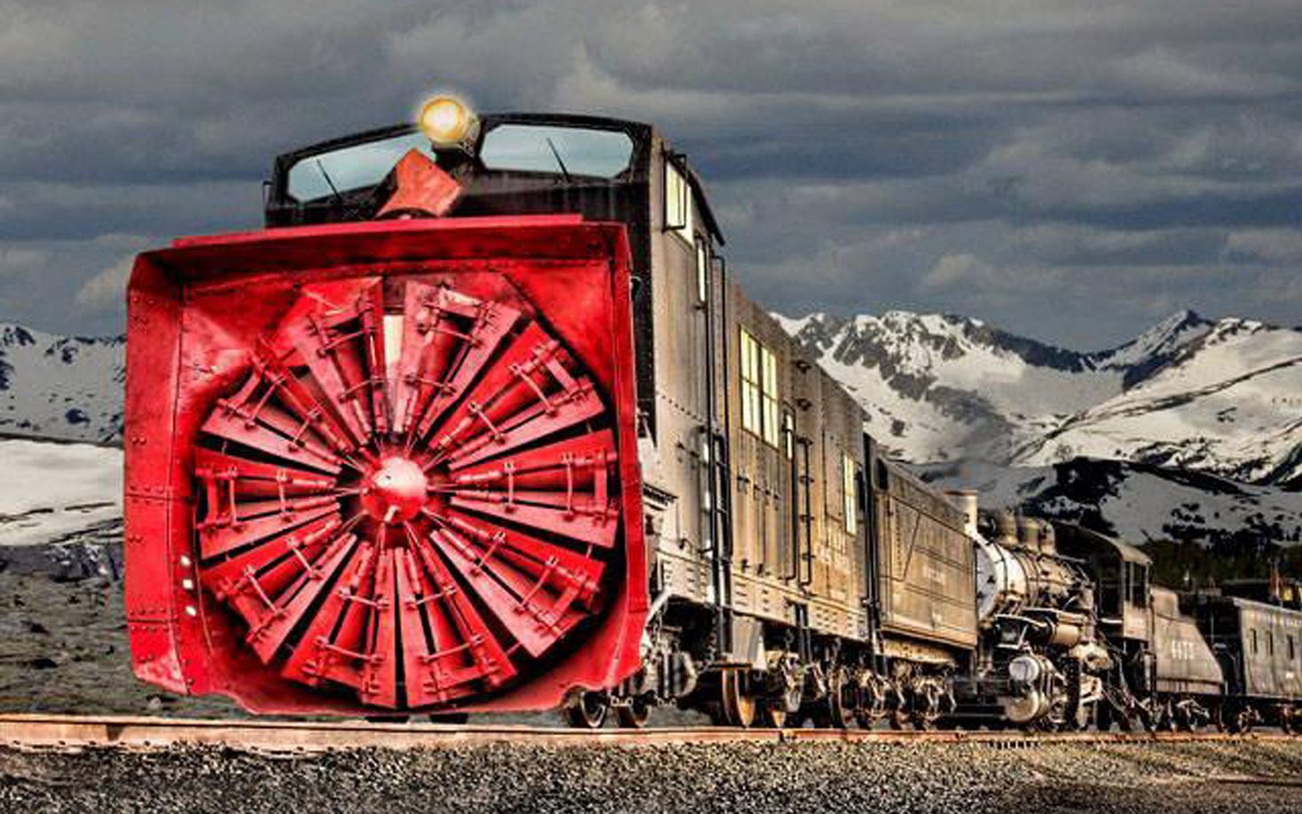 最霸气的火车像个时空机开着螺旋桨在雪崩后开道