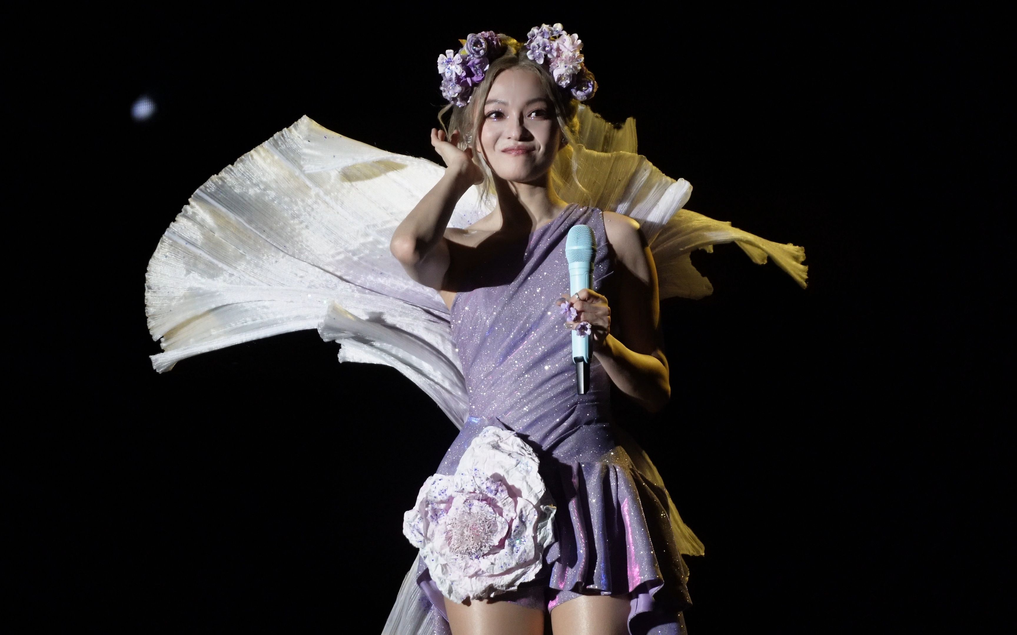 【张韶涵】2023.07.29 「寓言」演唱会沈阳站 - 《talking1》