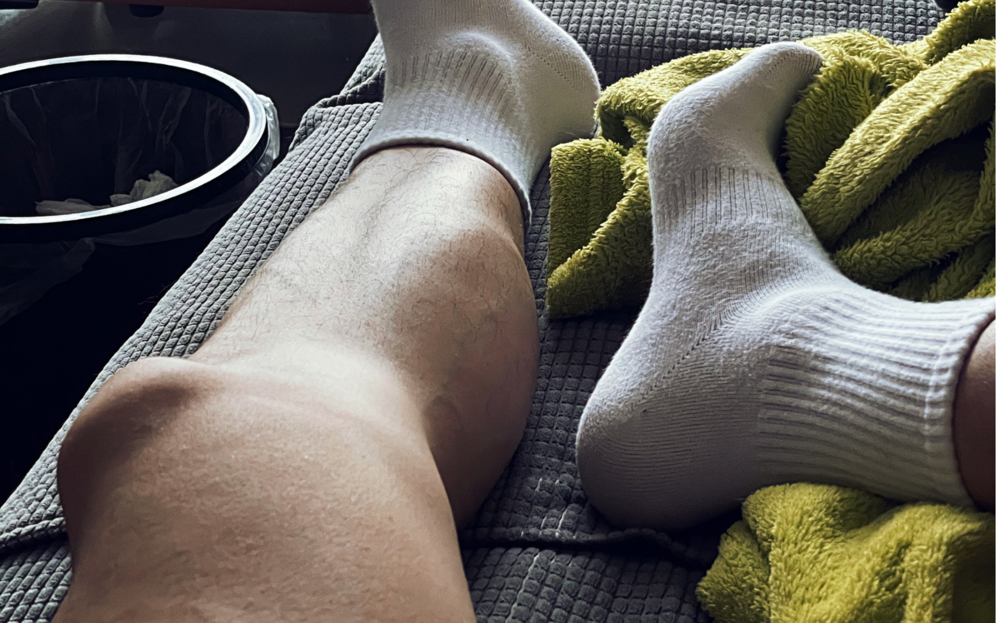 183大叔练腿时候内心的真实写照就和这音乐一样,给自己点俩赞