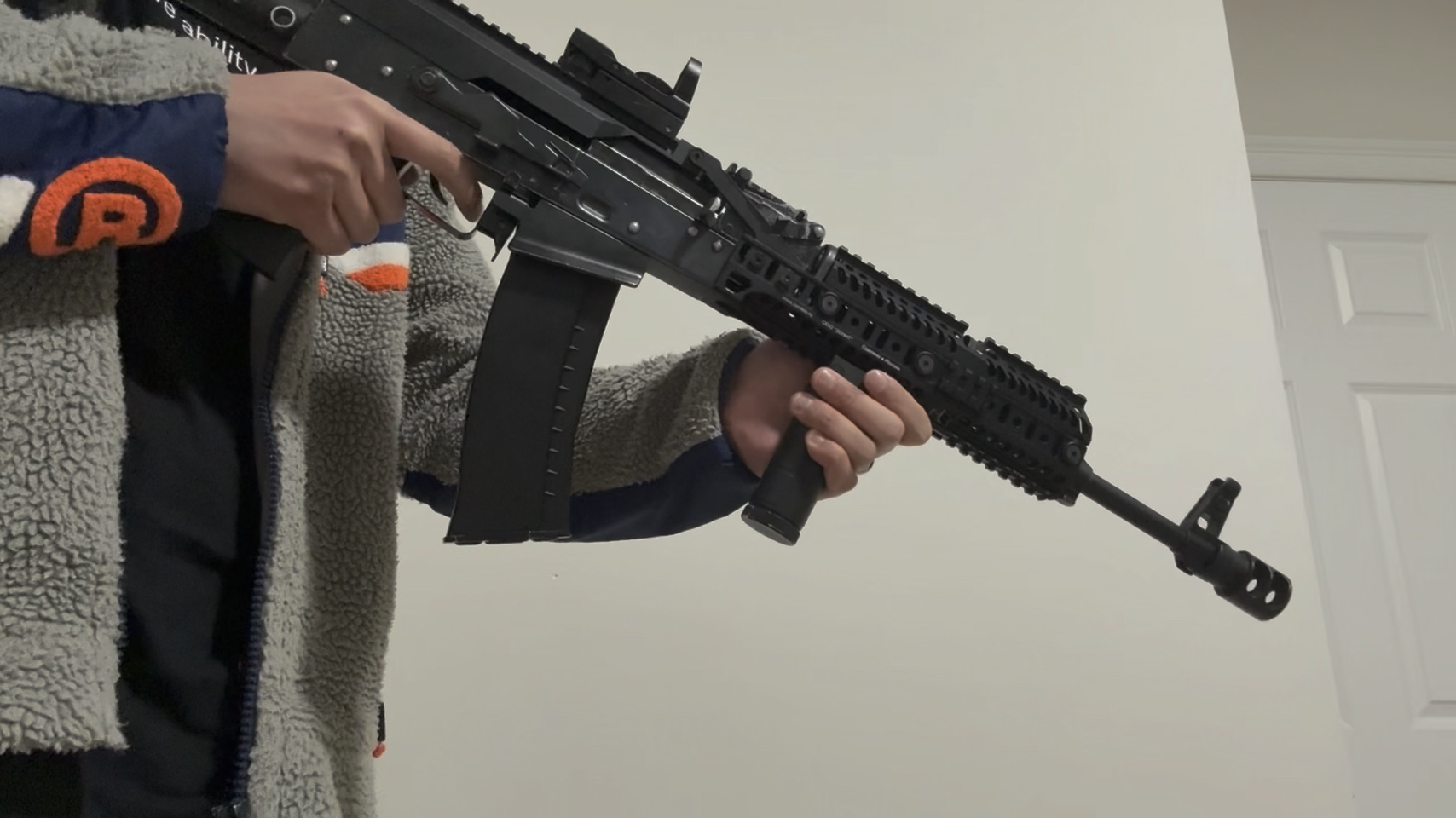 泽宁特ak74un gbb