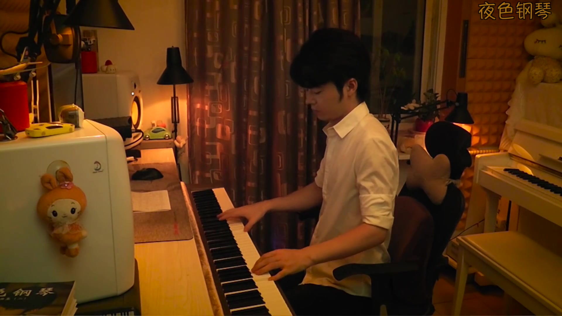 [图]李宗盛 - 爱的代价 _ 夜色钢琴曲 Night Piano Cover