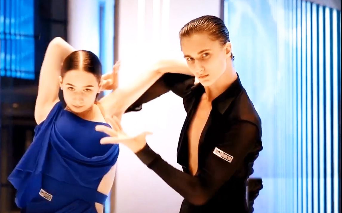 (r040)egor和dasha恰恰双人表演_哔哩哔哩 (゜-゜)つロ 干杯