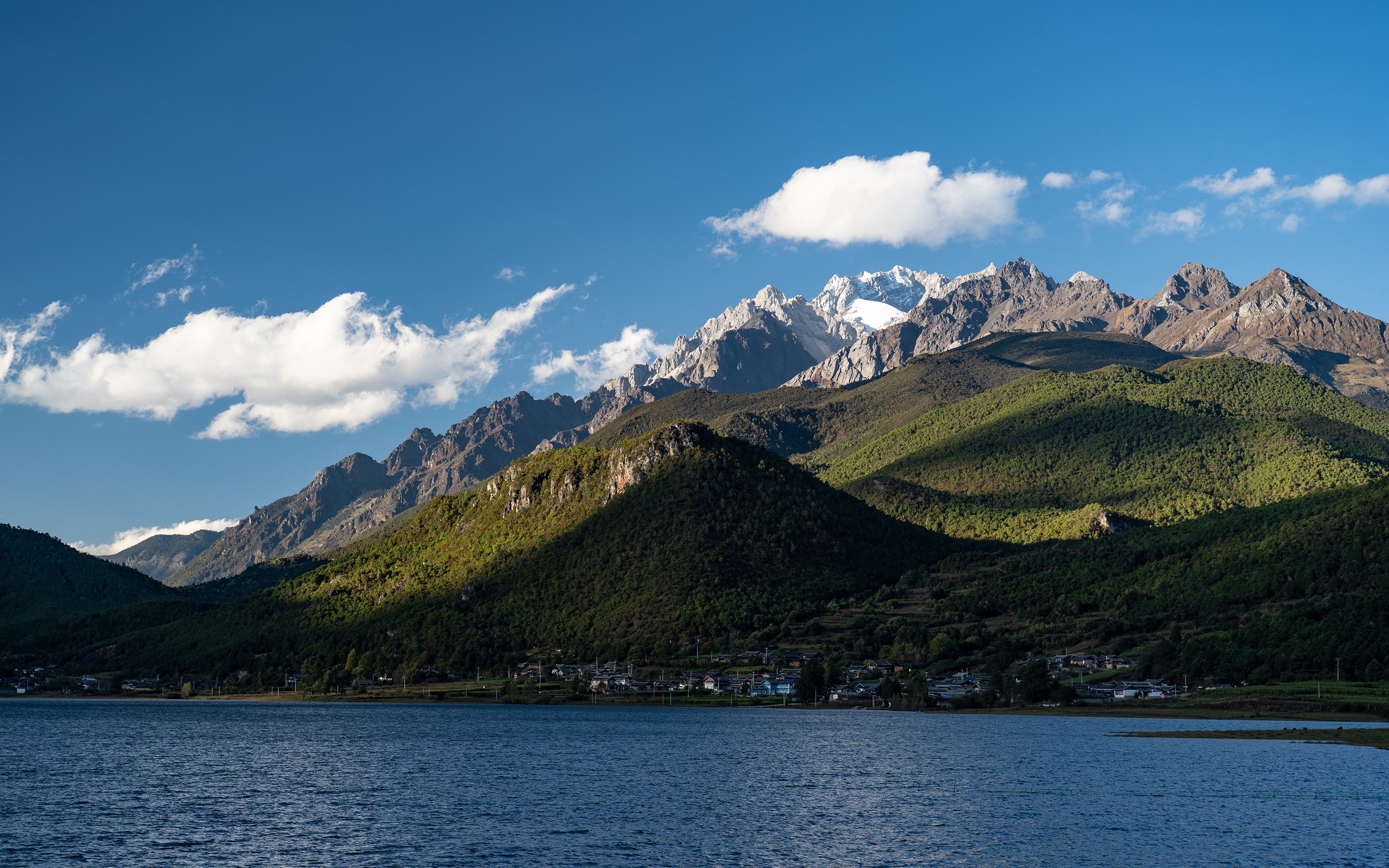 活动  【4k】藏在玉龙雪山大山深处的秘境