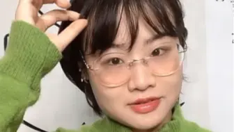 2022年10月18日 VK棒棒鸡小姨妈版DY直播录屏 zhangyuanying是哪国人？是地球人 ！ 姨妈怎么看？用眼睛看！和小龙老师朱迪连麦也有的。