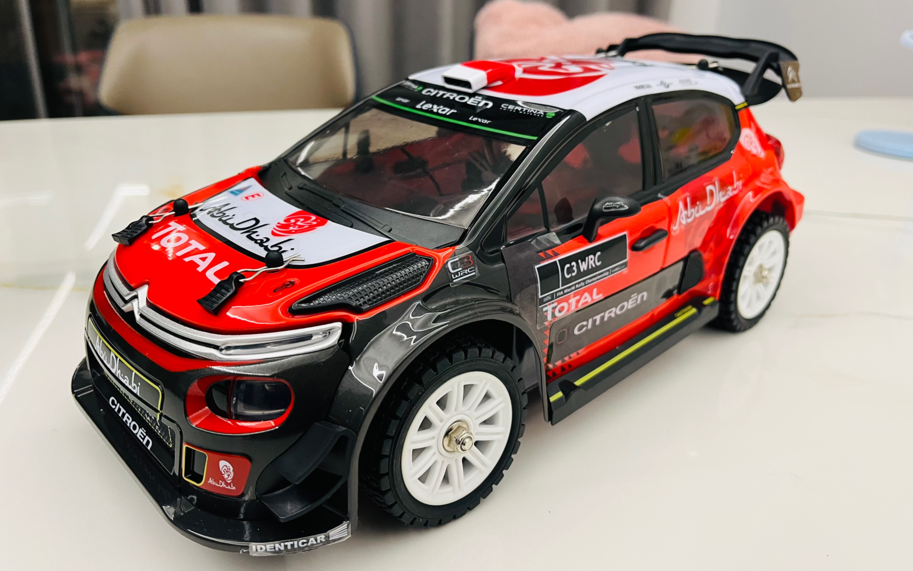 美嘉欣14303商场小飘