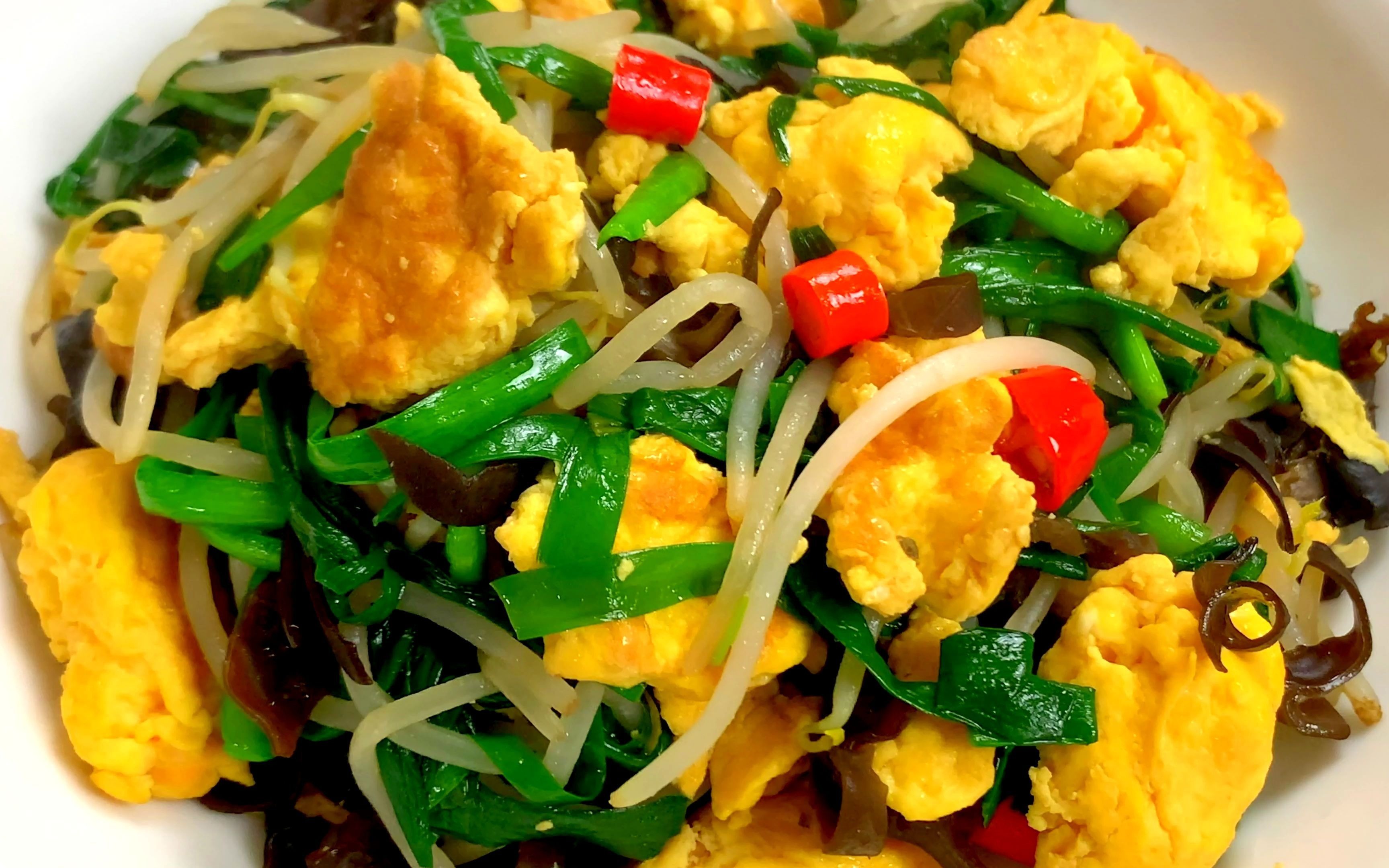 炒合菜,低成本的家常小炒,没有过多的调味,好吃下饭家人都爱吃