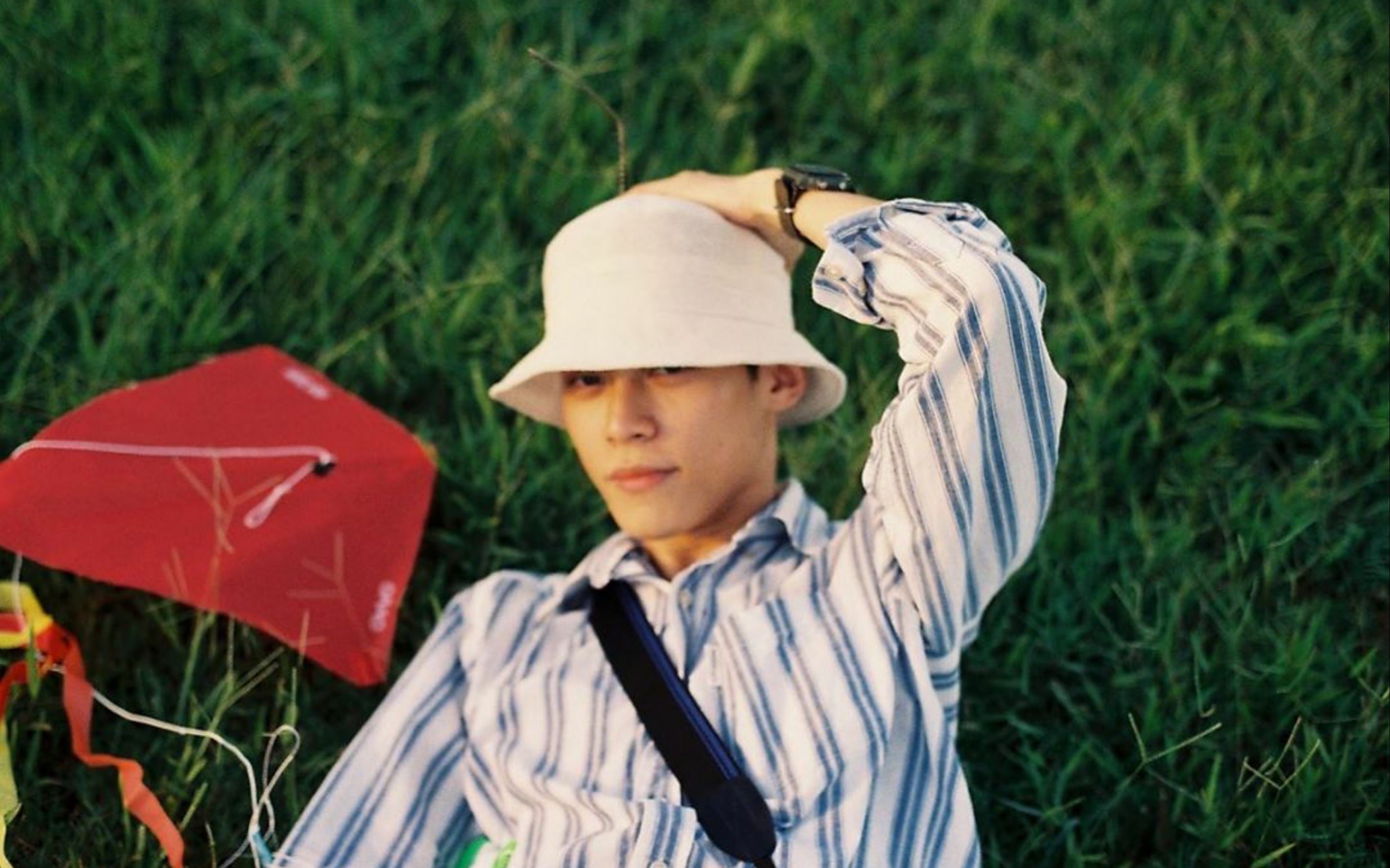 【香菇cp/宋伟恩x黄雋智】蒸 汽 波 小 智 / 我 是 一 只 鱼 / 黄雋智