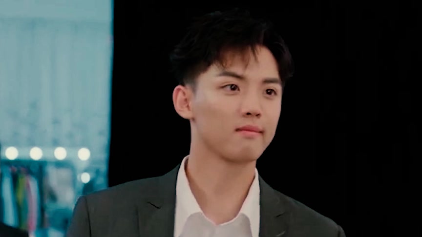 【周峻纬|踩点混剪|林直存】play with fire_哔哩哔哩_bilibili