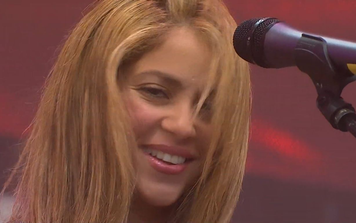 [图]【夏奇拉的拉丁摇滚经典】Shakira - Inevitable (Live Earth) 2007.07.07