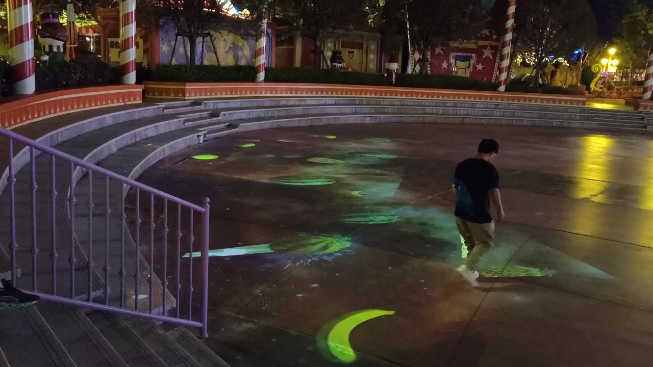 数字互动投影灯