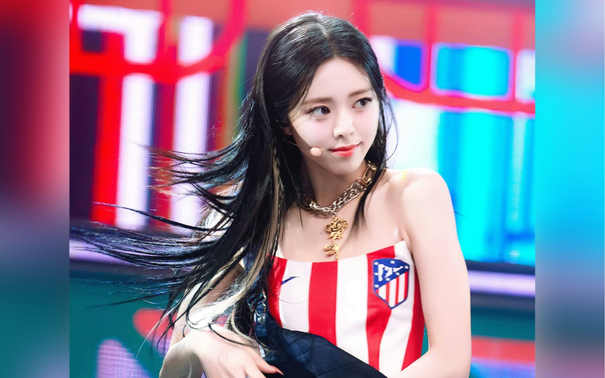 【itzy申有娜】草莓夹心酱 230806人气歌谣 cake横版直拍